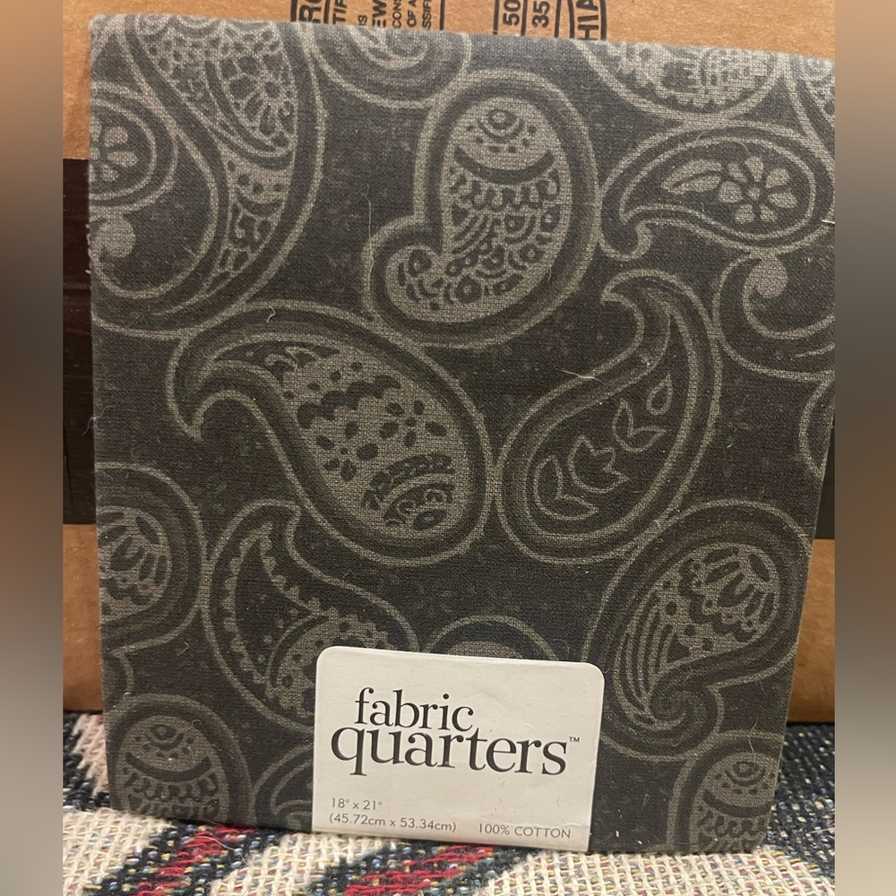 fabric quarters 18x21 100% cotton balck paisley 2007 Joann Fabrics